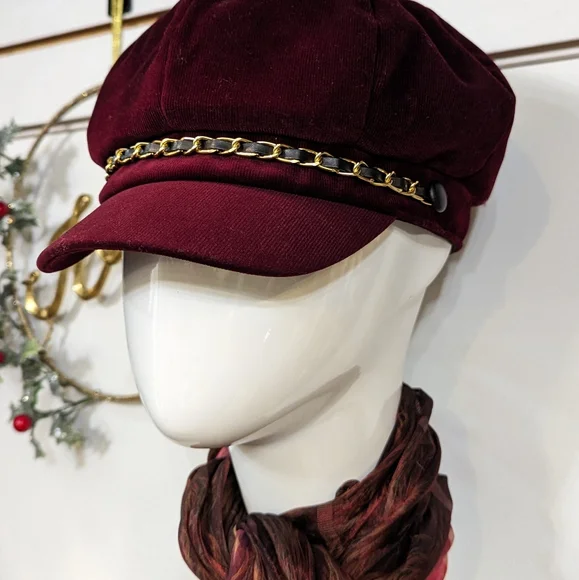 Burgundy Chain Link Detail Hat - Picture 3 of 3